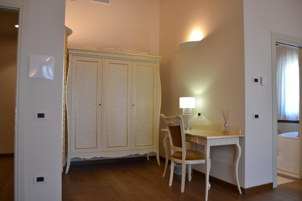 Agriturismo De Luca Mozzagrogna Eksteriør billede