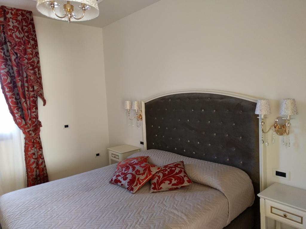 Agriturismo De Luca Mozzagrogna Eksteriør billede